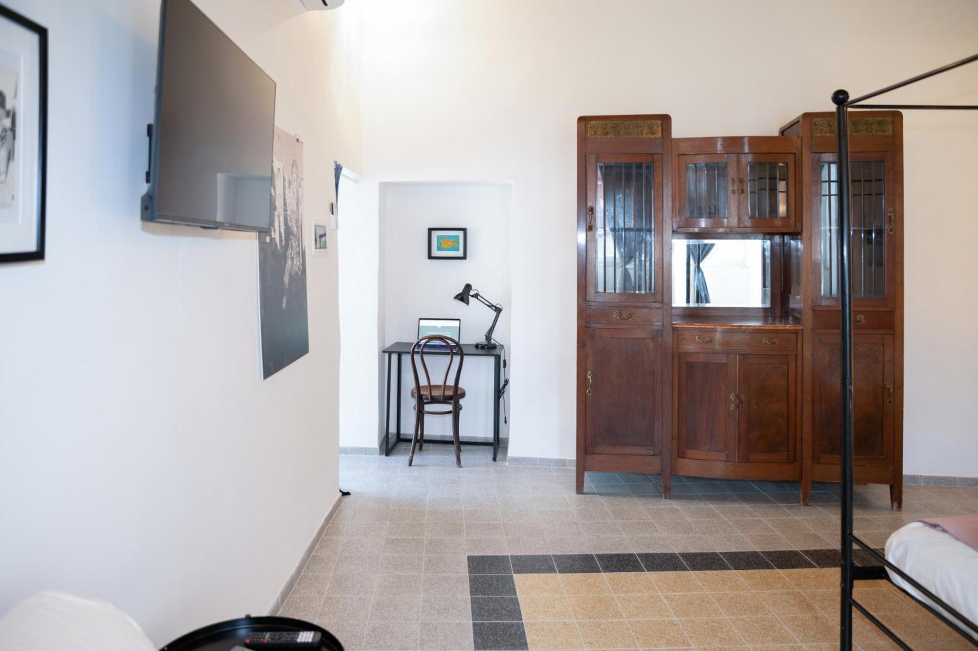 بروسيدا Palazzo Attila - Gioia Apartments المظهر الخارجي الصورة