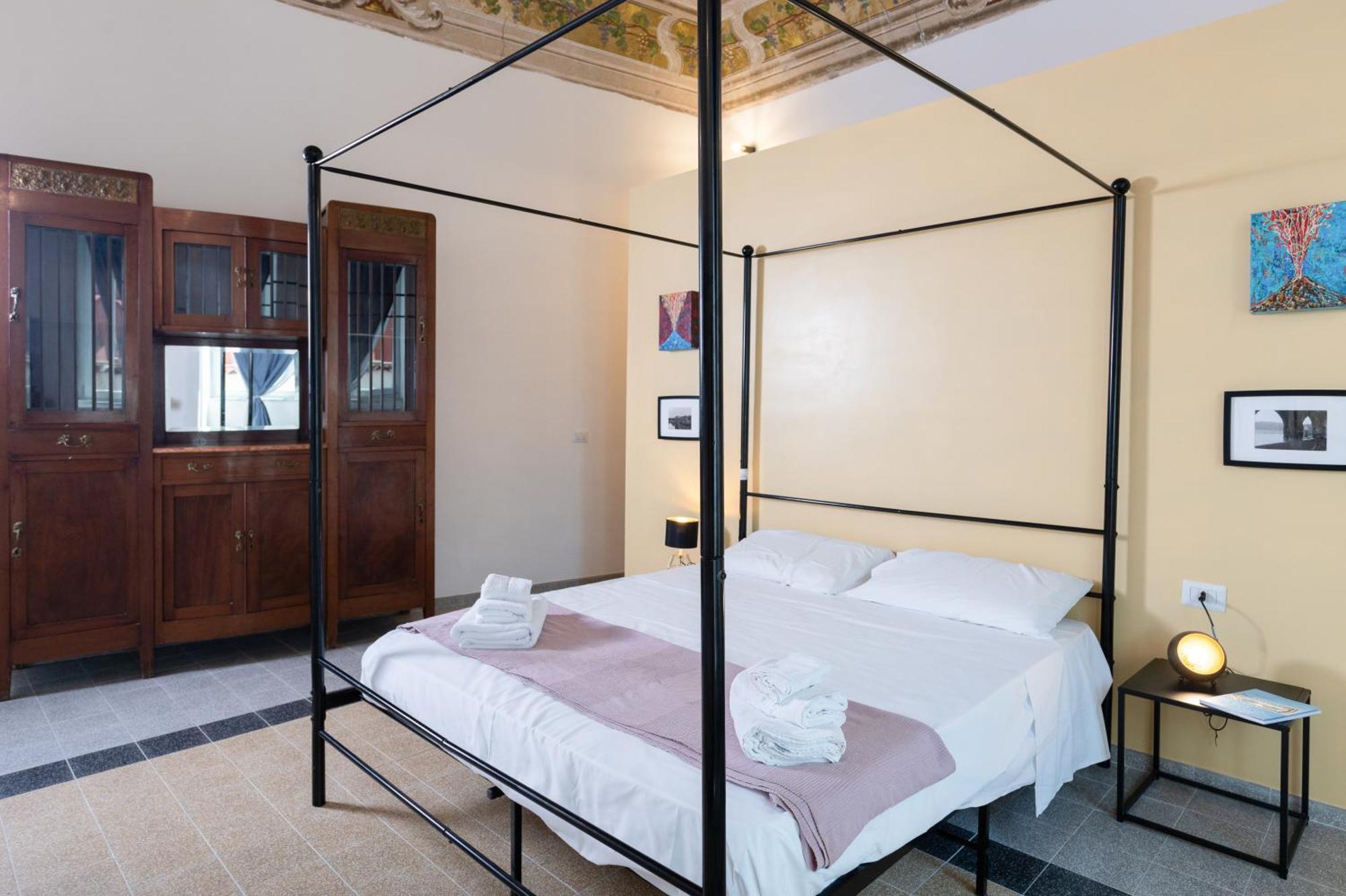 بروسيدا Palazzo Attila - Gioia Apartments المظهر الخارجي الصورة