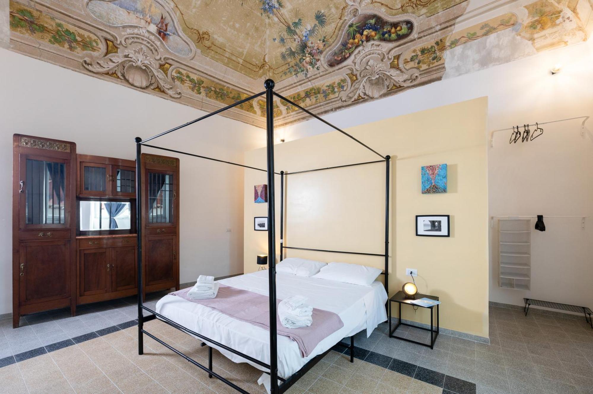 بروسيدا Palazzo Attila - Gioia Apartments المظهر الخارجي الصورة